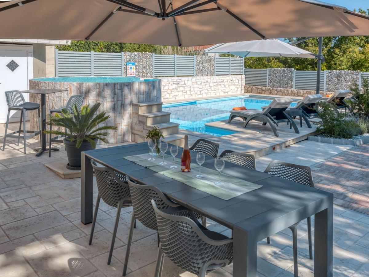 Holiday Home Lavendel - Mlk159 By Interhome Dobrinj Esterno foto