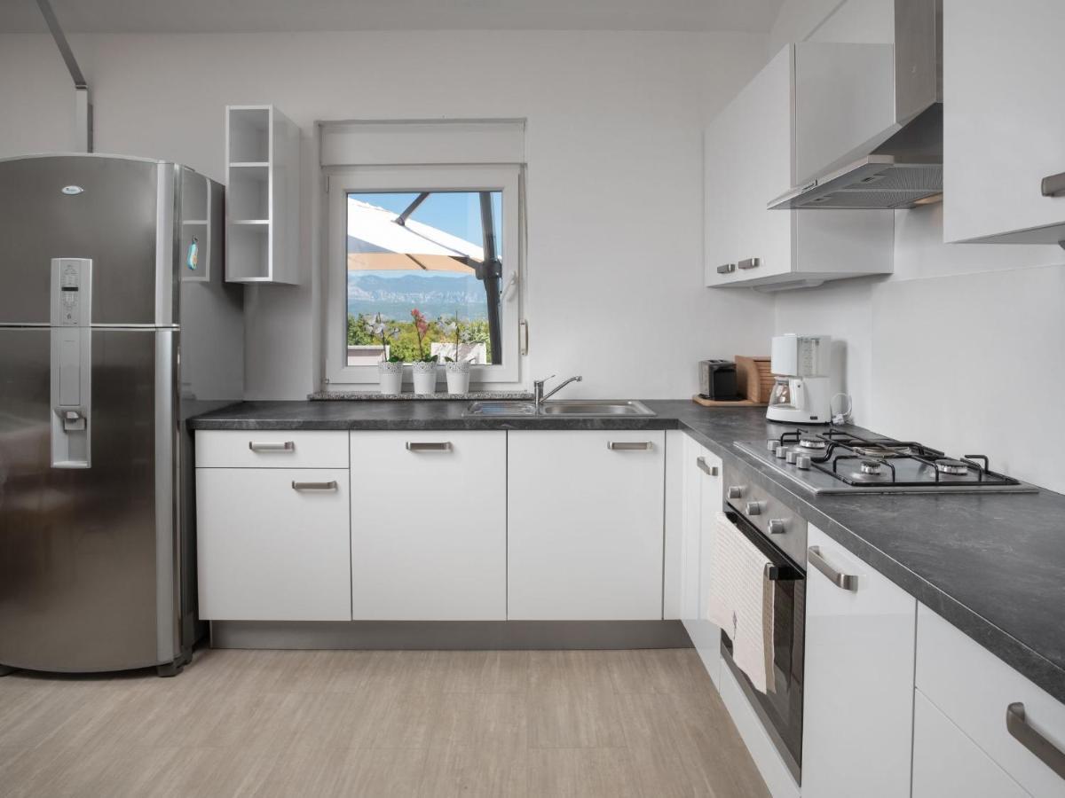 Holiday Home Lavendel - Mlk159 By Interhome Dobrinj Esterno foto
