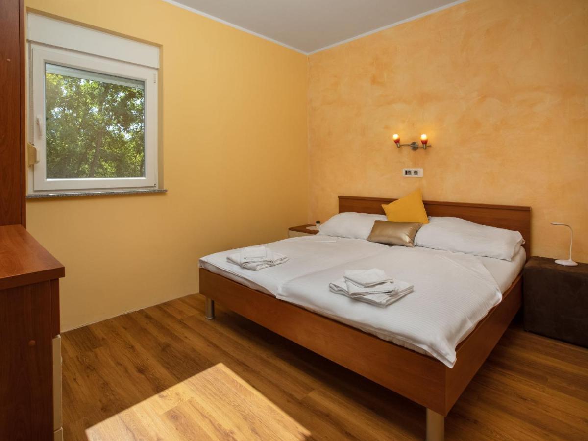 Holiday Home Lavendel - Mlk159 By Interhome Dobrinj Esterno foto
